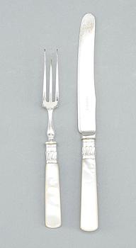 BESTICKSERVIS, 24 delar, nysilver och pärlemor, Allen & Darwin, England, omkring år 1900.