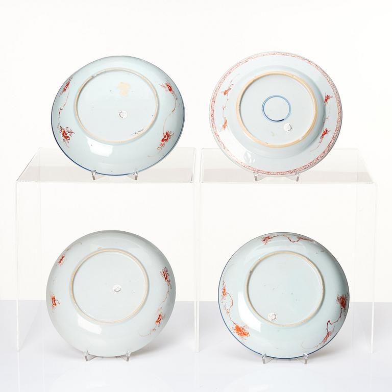 A set of four odd imari verte dishes, Qing dynasty, Kangxi (1662-1722).