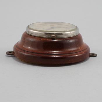 SKEPPSKLOCKA, Omega, omkring 1900-talets mitt.