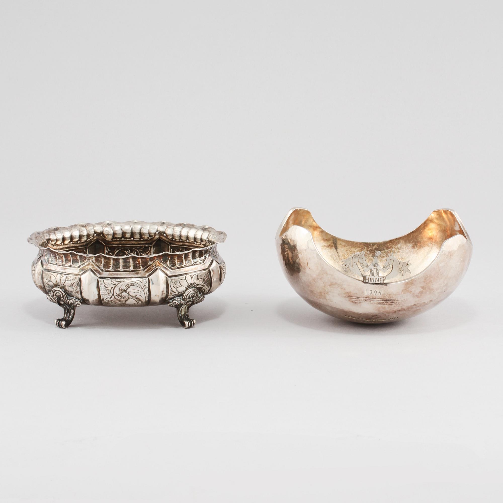 SKÅLAR, 2 st, silver, 1900-tal. Vikt 625 g.