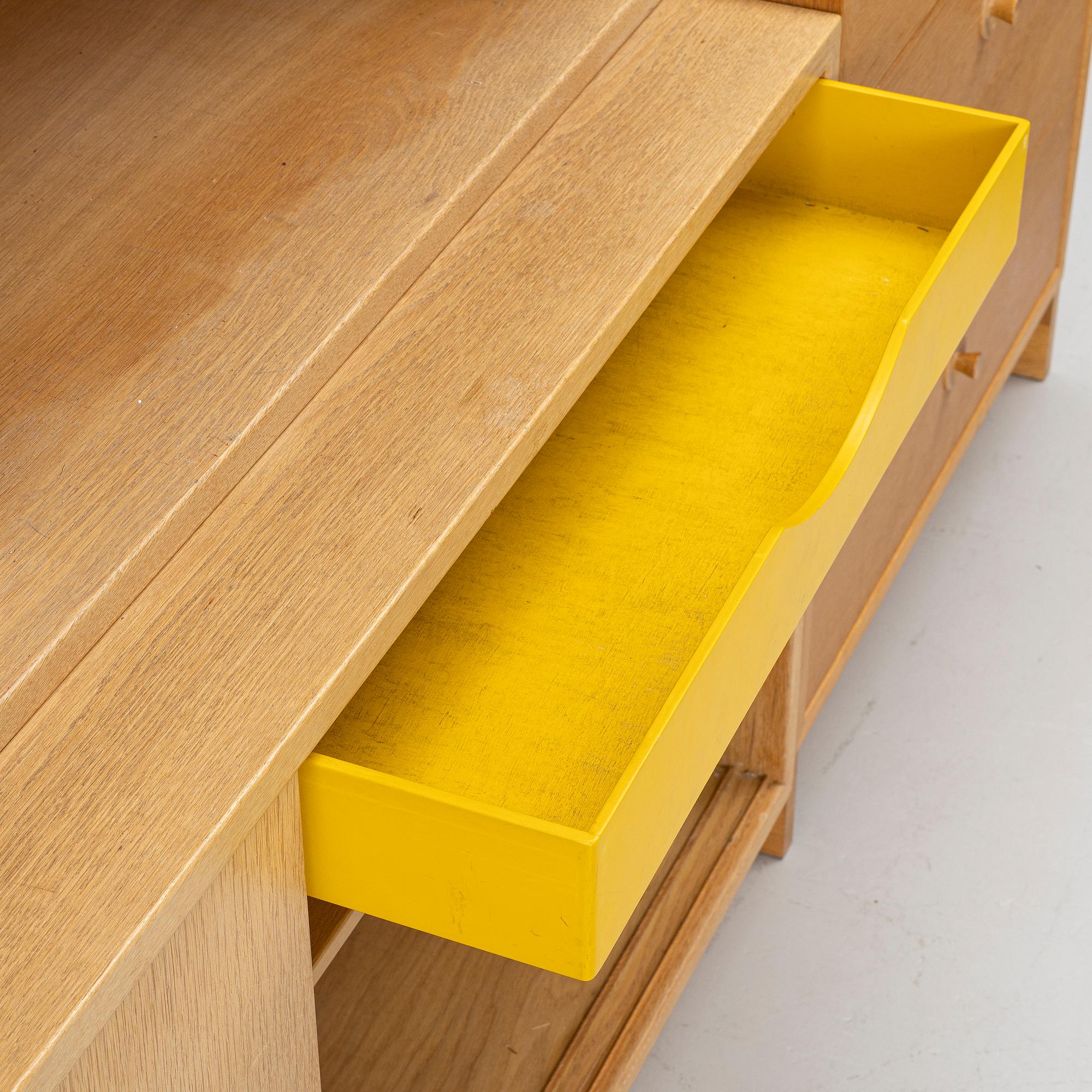 Børge Mogensen, bokhyllor, 2 st samt en byrå, "Öresund", Karl Andersson & Söner, 1900-tales andra hälft.