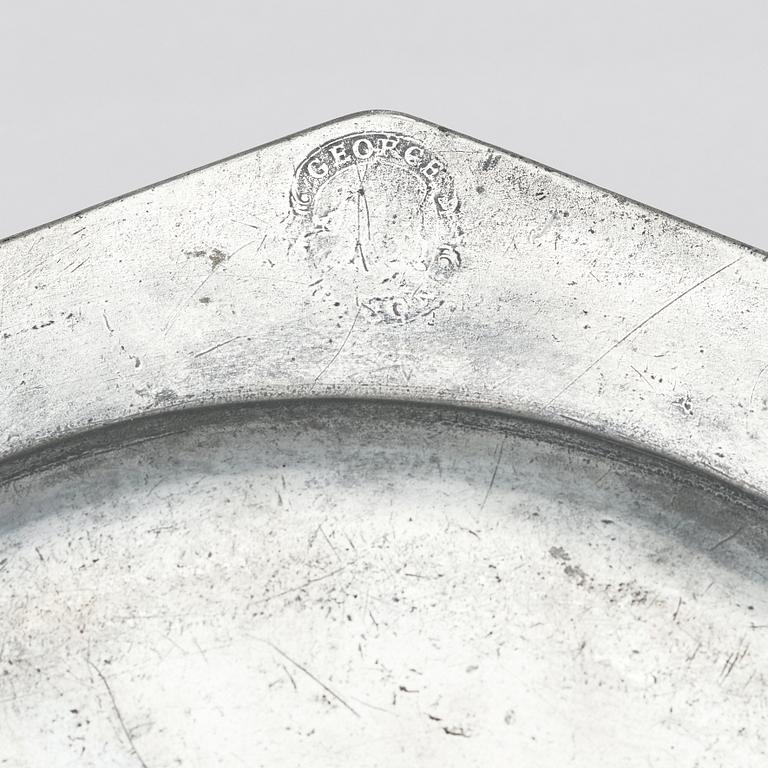 Tallrikar, sex stycken av George Bacon London 1700-talets mitt, Georg II.