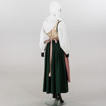 HÄRADSDRÄKT Färs o Frosta, 1900-talets andra hälft.
