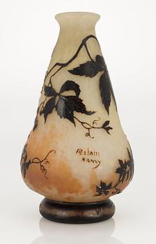 An André Delatte cameo glass vase, Nancy, France 1920´s.