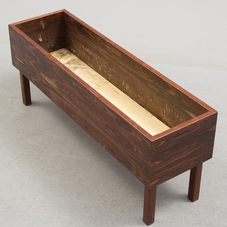 A 1960's Danish sofa, with 2 easy chairs and 2 tables by Glostrup.