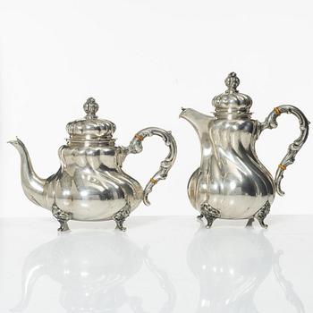 A 4-piece silver coffee and tea service, marks of Schnauffer, Germany, first half of the 20th Century.