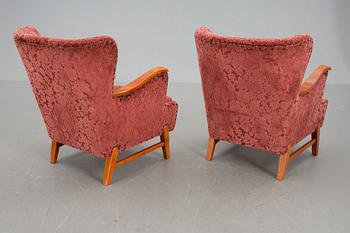 FÅTÖLJER, ett par, 1940/50-tal.