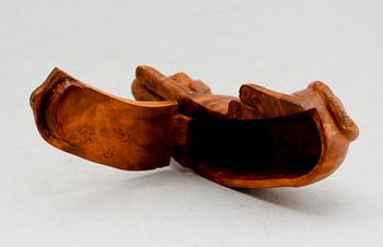 SNUSHUND, snidat trä, 1800-tal.