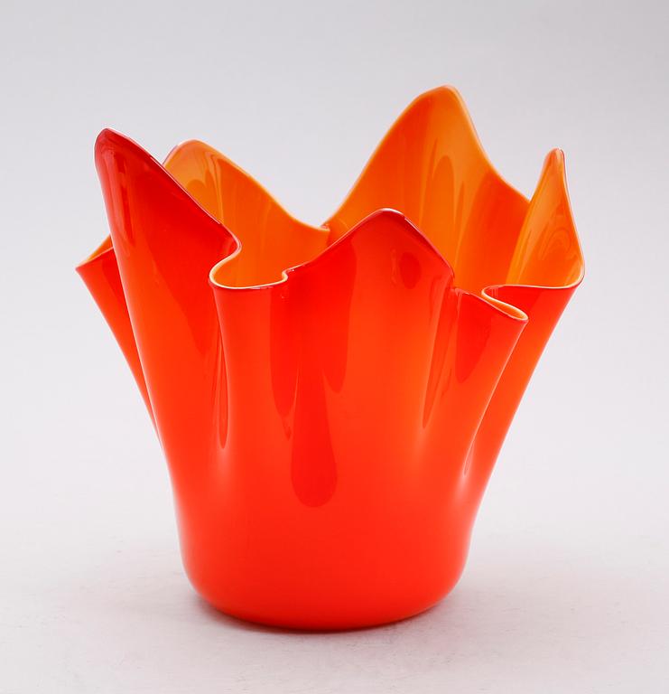 SKÅL, glas, sk näsduksskål.