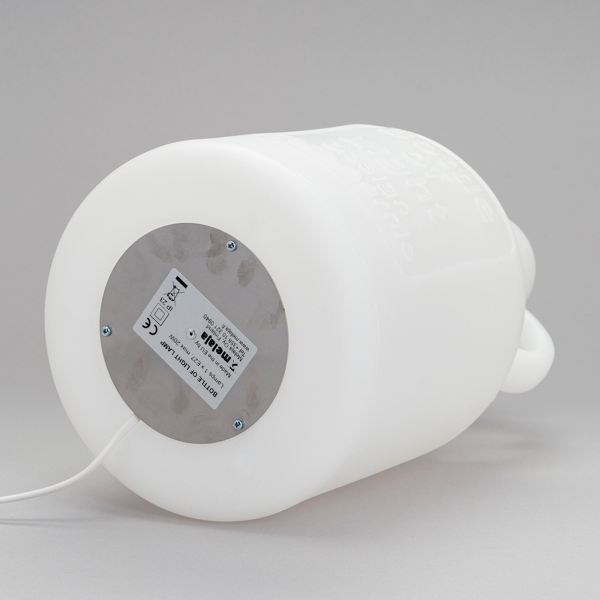 Eero Aarnio, pöytävalaisin "Bottle of Light" Melaja Oy, 2010.