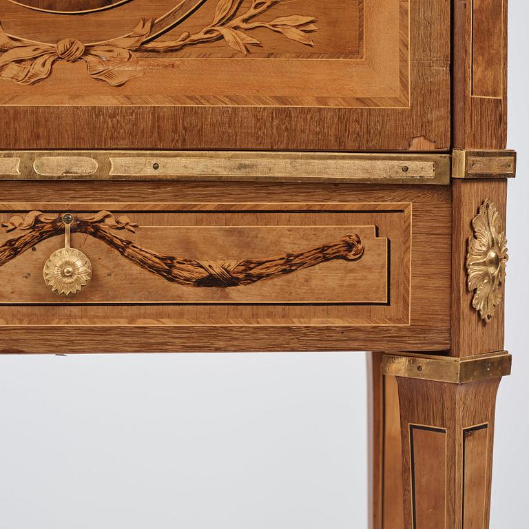 A Gustavian secretaire by George Haupt.