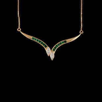 COLLIER, 18k guld med fasettslipade smaragder samt 6 briljantslipade diamanter, Balestra, Italien. Vikt 6 g.