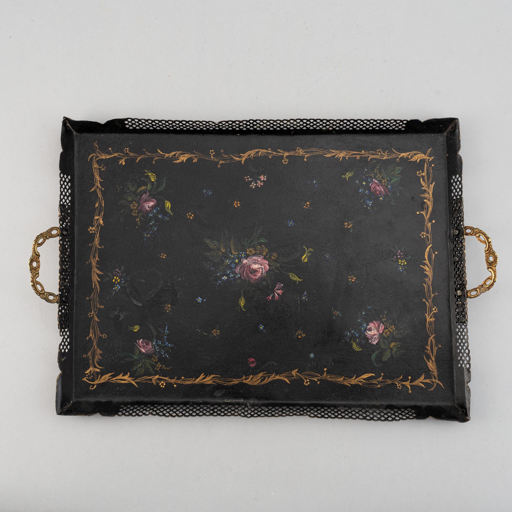 Two painted flower pots and 3 trays, 19th/20th Century.