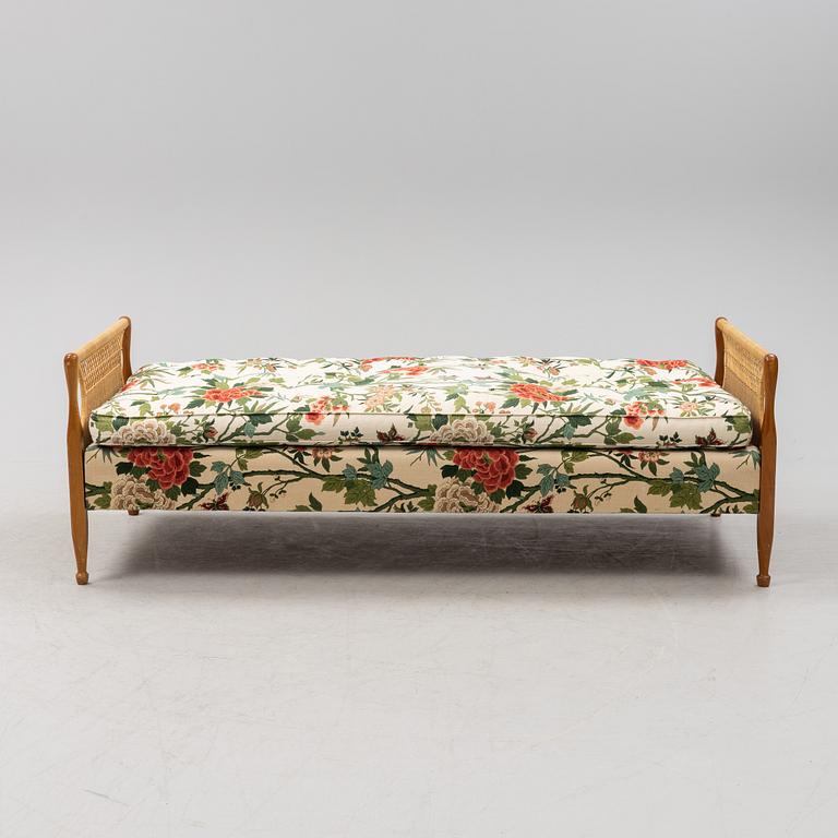Josef Frank, säng/dagbädd, Firma Svenskt Tenn.