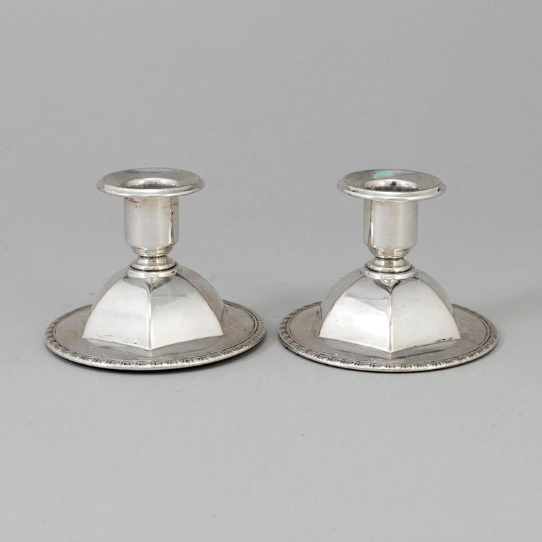 LJUSSTAKAR, ett par, silver, norska stämplar, 1900-talets andra hälft.