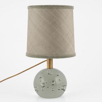 Josef Frank, bordslampa, modell 1819, Firma Svenskt Tenn. Formgiven 1934. Sannolikt 1940-/1950-tal.