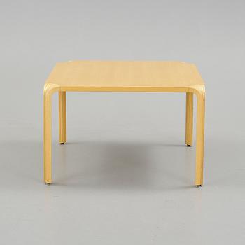 SOFFBORD, "MX800B", Alvar Aalto, formgiven 1954.