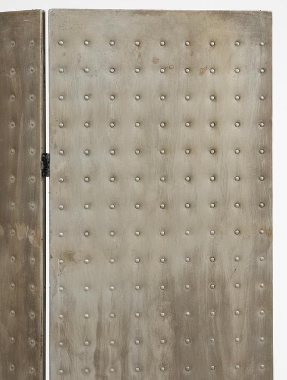 Mats Theselius, a "Rörligt objekt" room divider, Källemo, Värnamo post 1989.