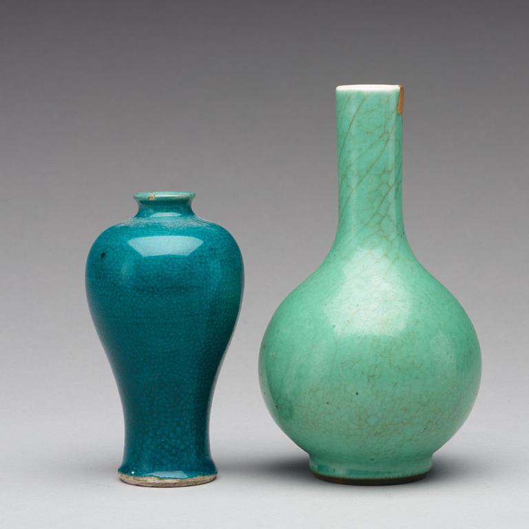 Two monochrome glazed vases, Qing dynasty, 18th Century.