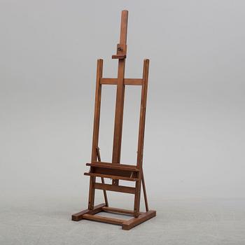 AN EASEL, late 20th / early 21th century.