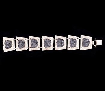 ARMBAND, silver och pyrit, svenska stämplar, 1971.