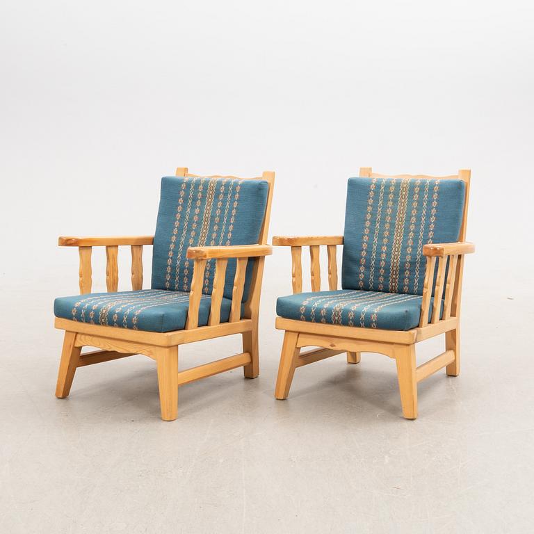Fåtöljer 1 par, furu, Krogenes Möbler, Norge 1900-talets senare del.