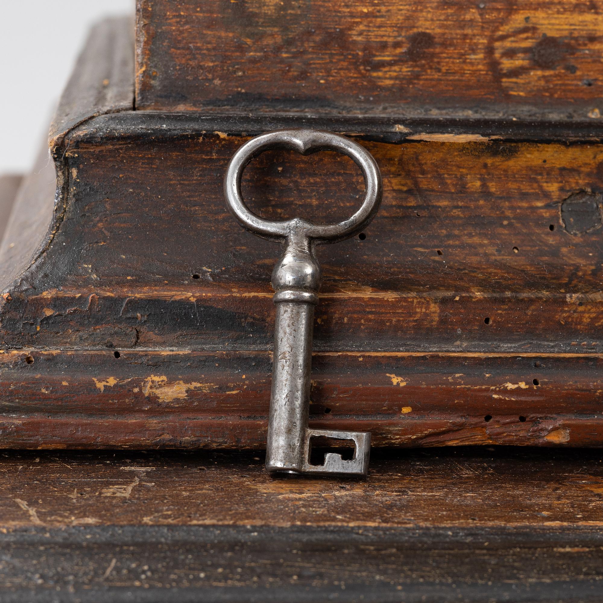 Skåp, allmoge, värmland, 17-/1800-tal.