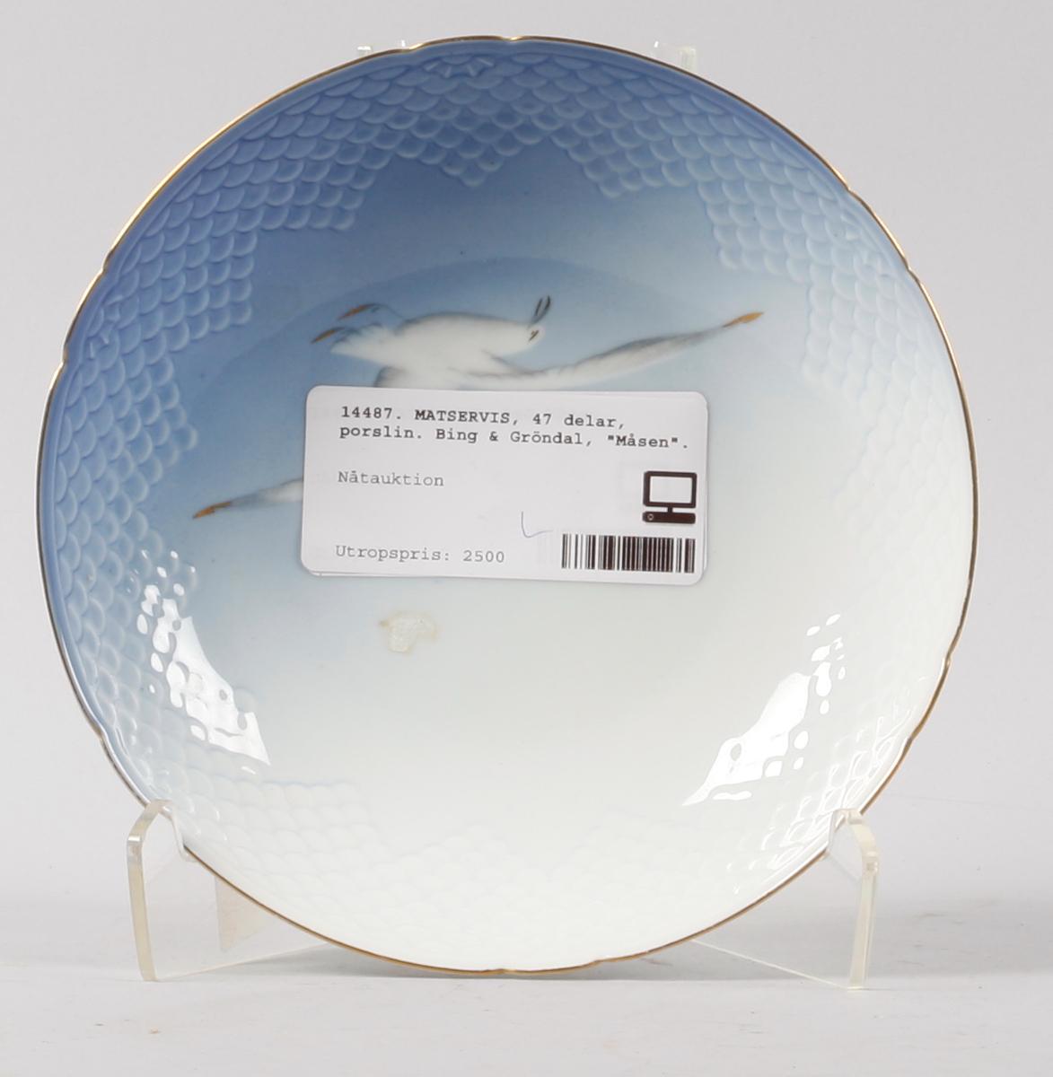 MATSERVIS, 47 delar, porslin. Bing & Gröndal, "Måsen".