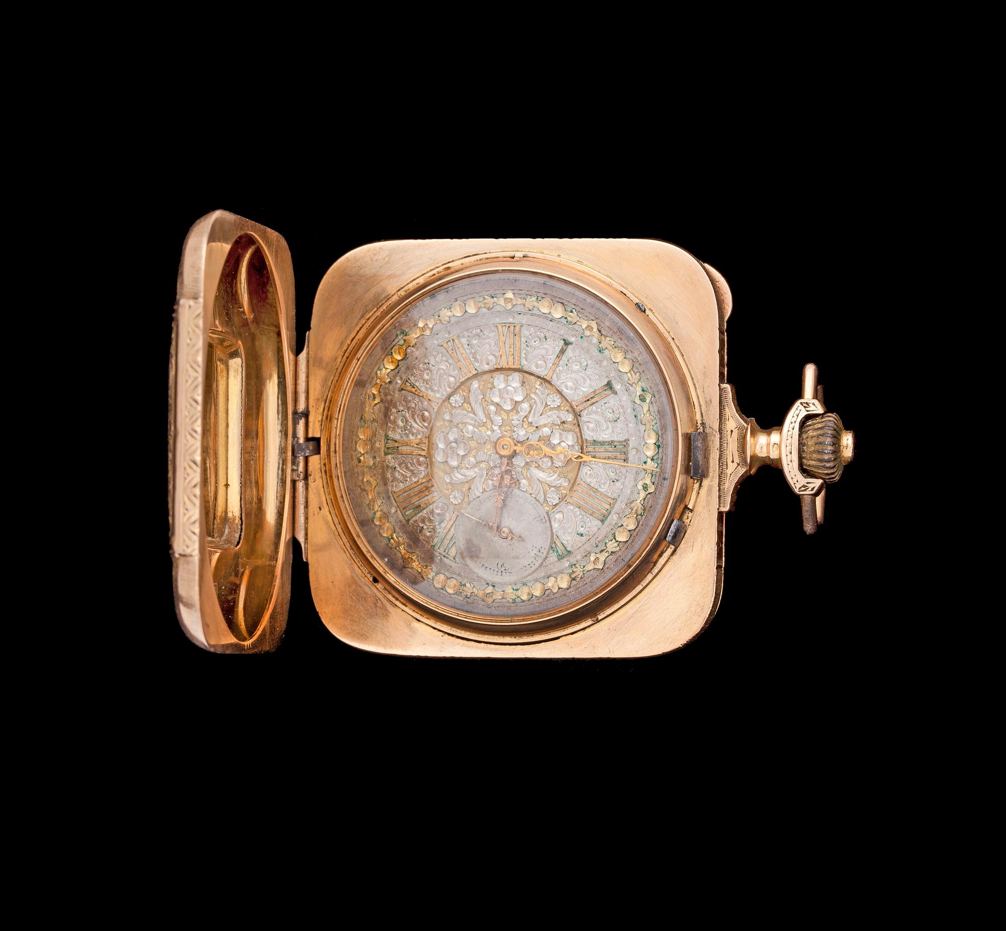 A gold pocket watch, late 19th century.
