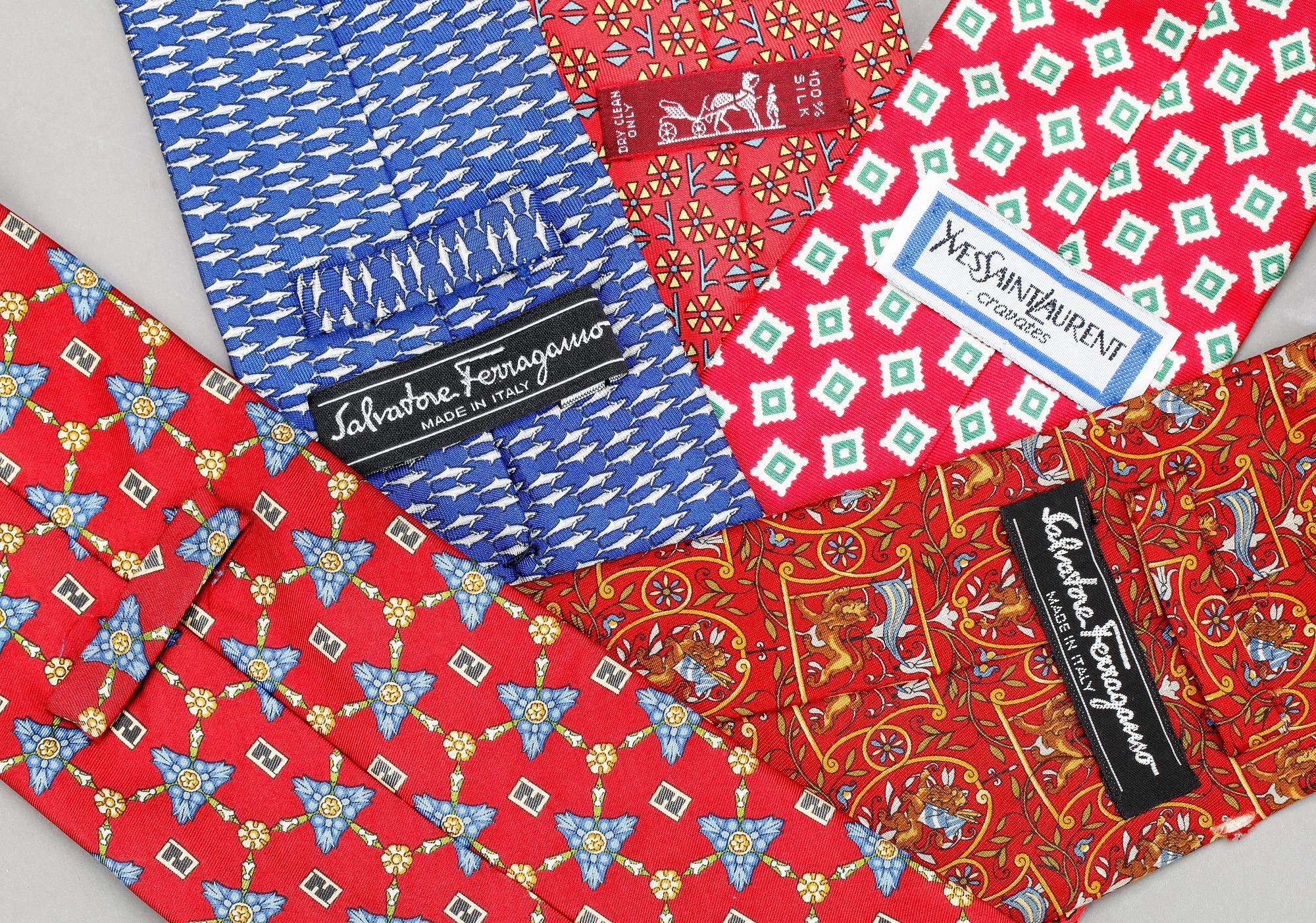 SLIPSAR 5 st, Salvatore Ferragamo, Hermés, Fendi, och YSL.