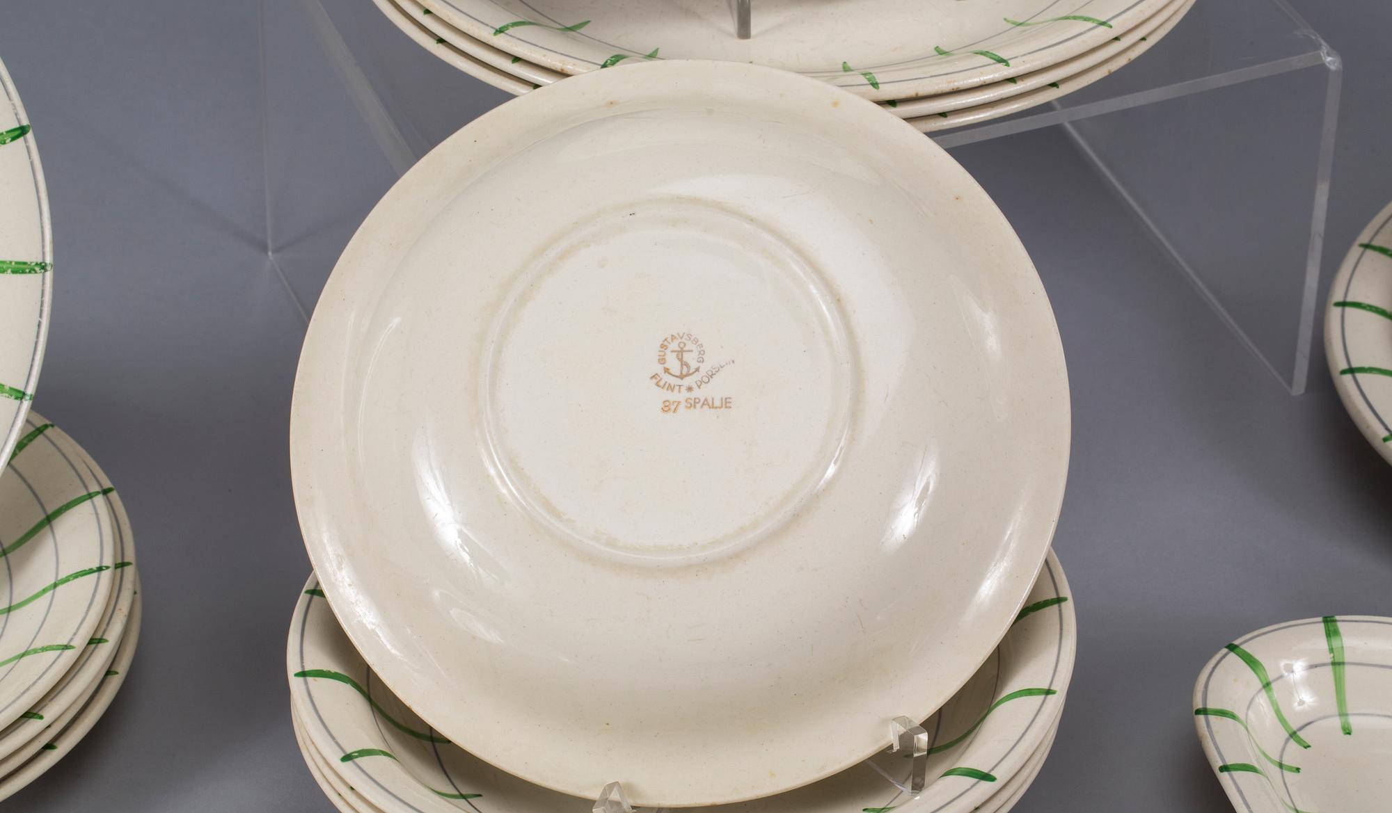 SERVISDELAR, ca 20 delar, flintgods, "Spaljé", Kåge, Gustavsberg.