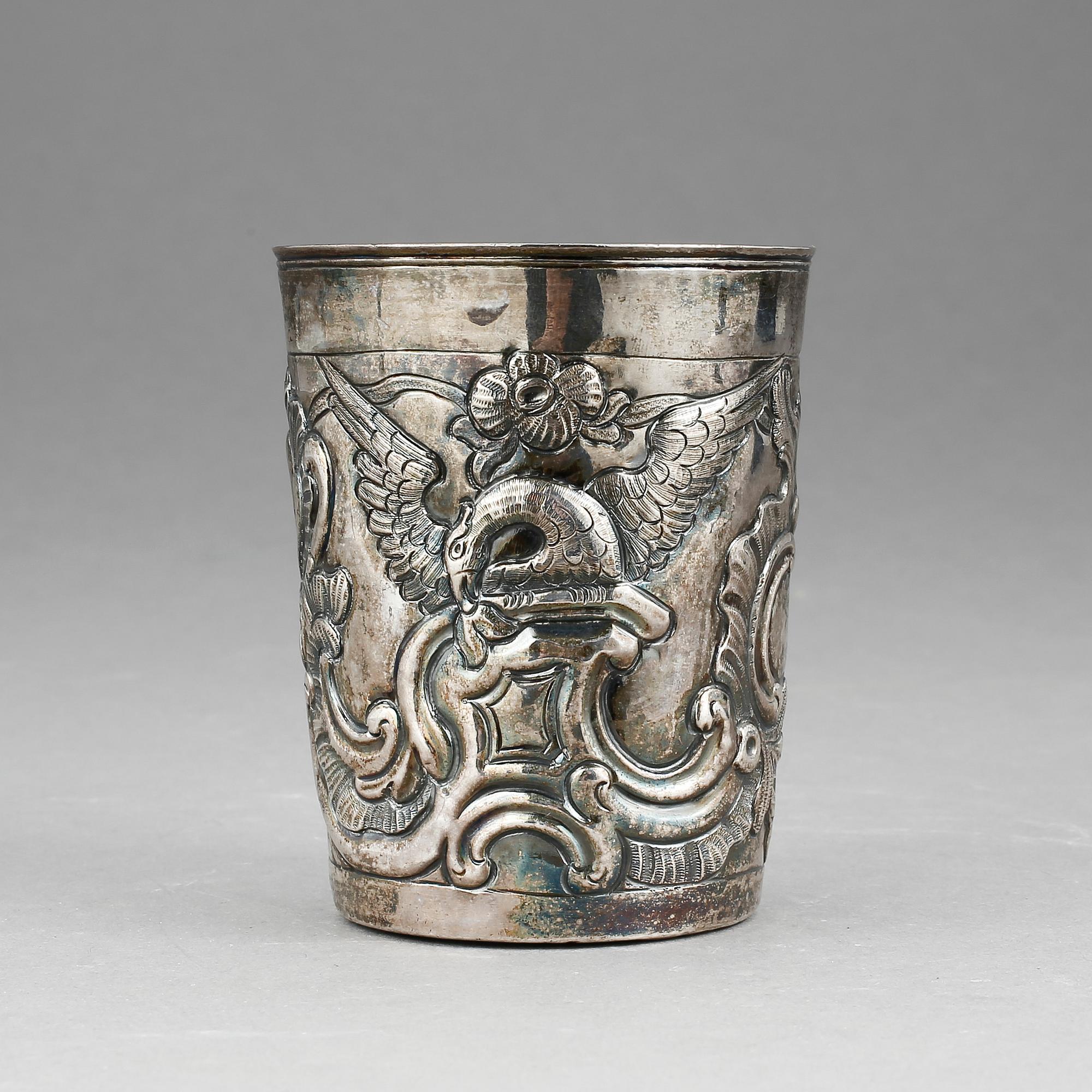 BÄGARE, otydliga stämplar, Ryssland, otydligt daterad 17? Vikt ca 85g.