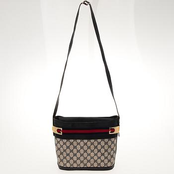 GUCCI, AXELREMSVÄSKA, 1980-tal.