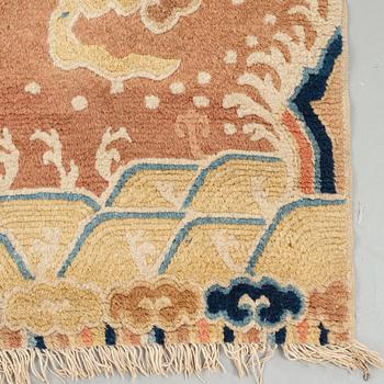 A PILLAR CARPET, an antique Ningxia figural, China late Qing, ca 304 x 130-170 cm.