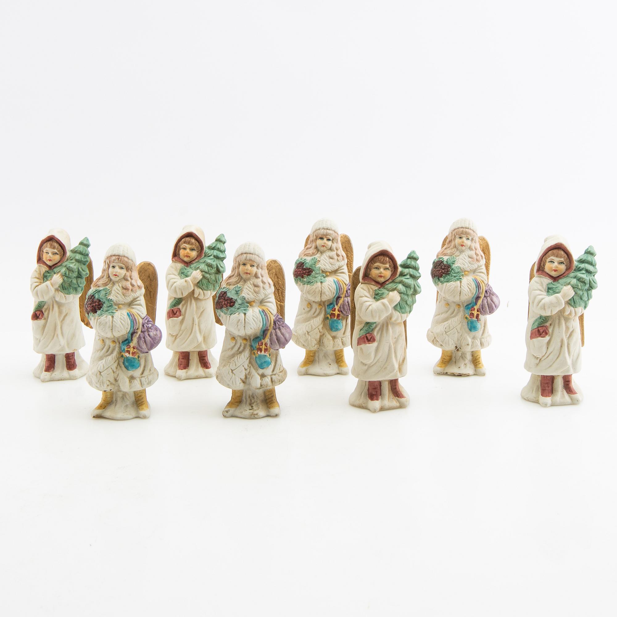 En samling änglar samt adventsljusstake 14 st 1900-tal.