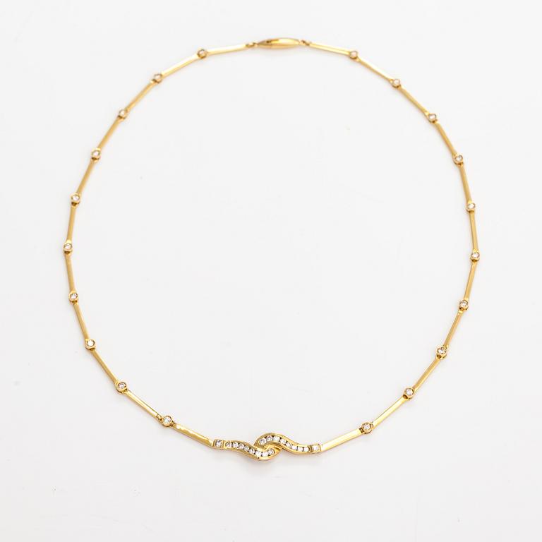 Halsband, 18K guld, diamanter ca 1.12 ct tot.