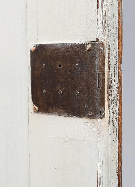 HÖRNSKÅP, 1700-tal.