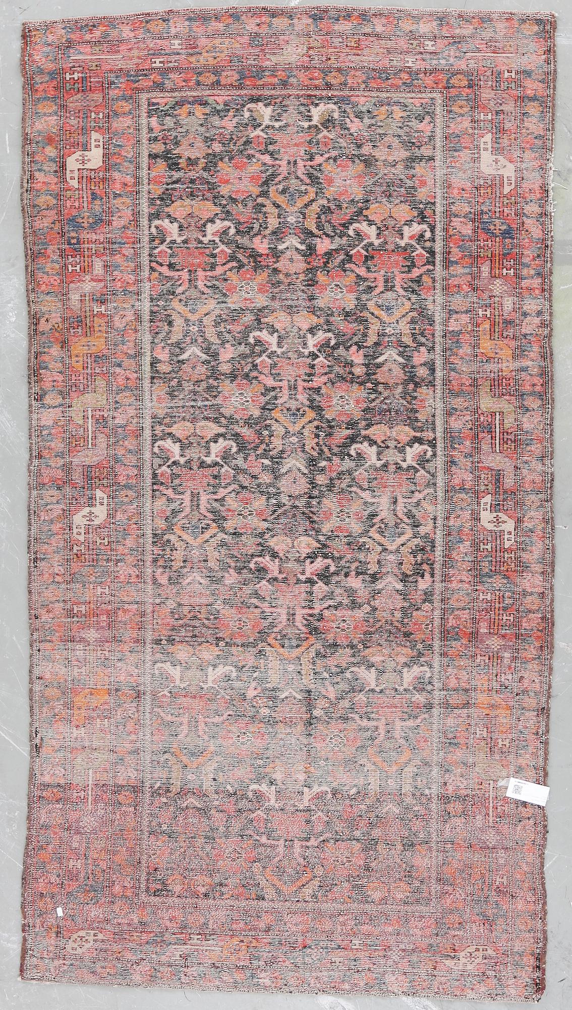 MATTA, semiantik, Västpersisk,  ca 231 x 122cm.