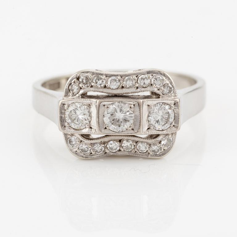 Ring, 18K white gold with brilliant and octagon-cut diamonds 0.54 ct according to engraving.