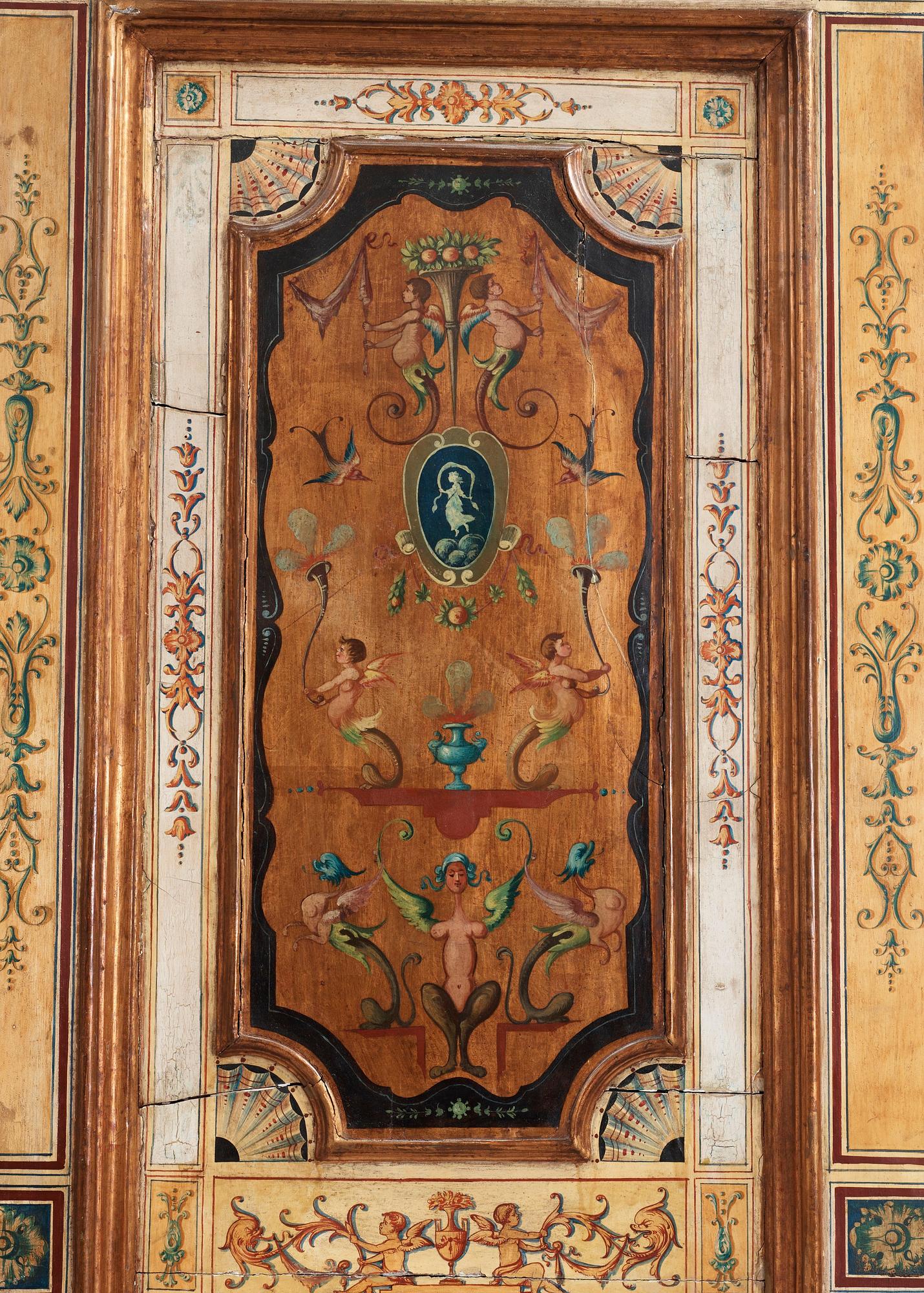 SKÅP. Italien, 1700-talets slut.