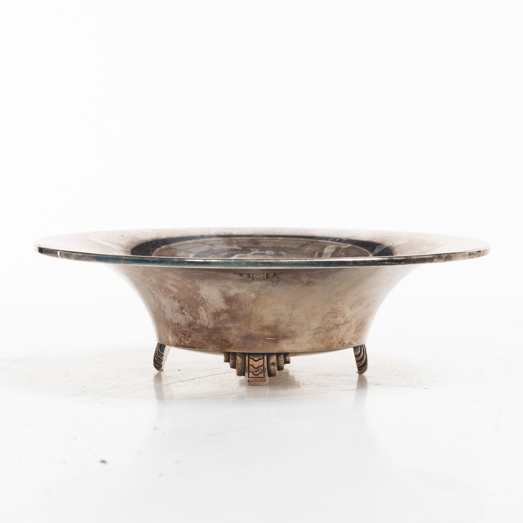 Bowl and dish, silver, Norway, first half of the 20th century.
