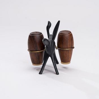 WALTER BOSSE, KRYDDSTÄLL, metall samt trä, tillverkad av Herta Baller, Österrike 1950-tal.