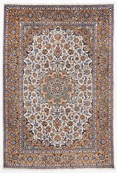 A Najafabad carpet, c. 350 x 237 cm.