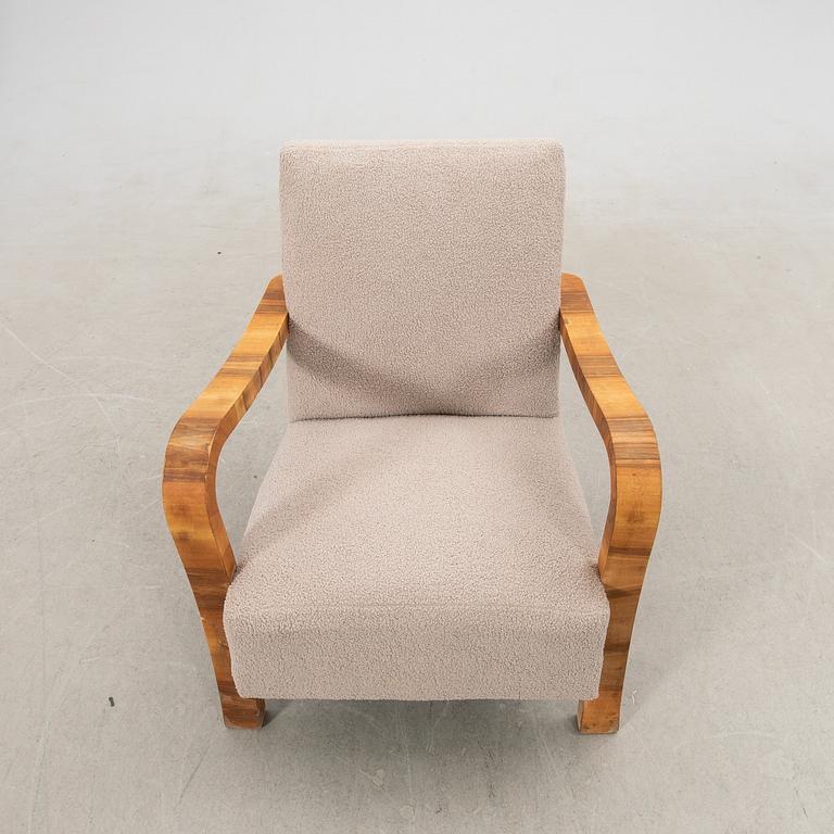 Armchair Art Deco, first half of the 20th century.