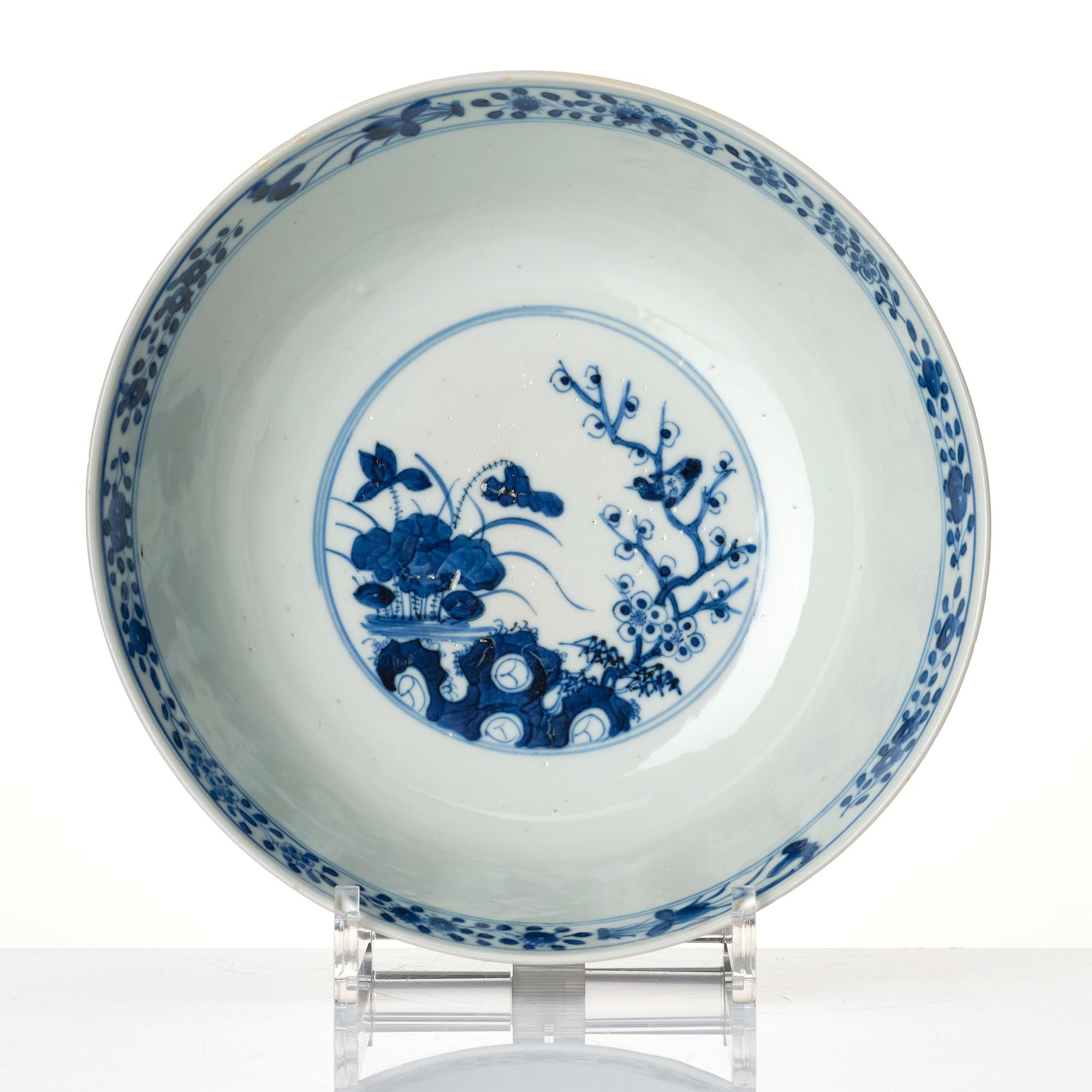 Skål, porslin. Sen Qingdynasti, 1800-tal.