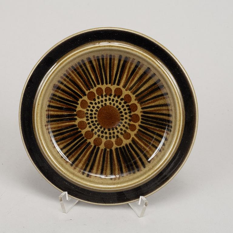 A stoneware dinner service, 62 pcs,  "Cosmos" by Gunnel Olin-Grönqvist for Arabia.