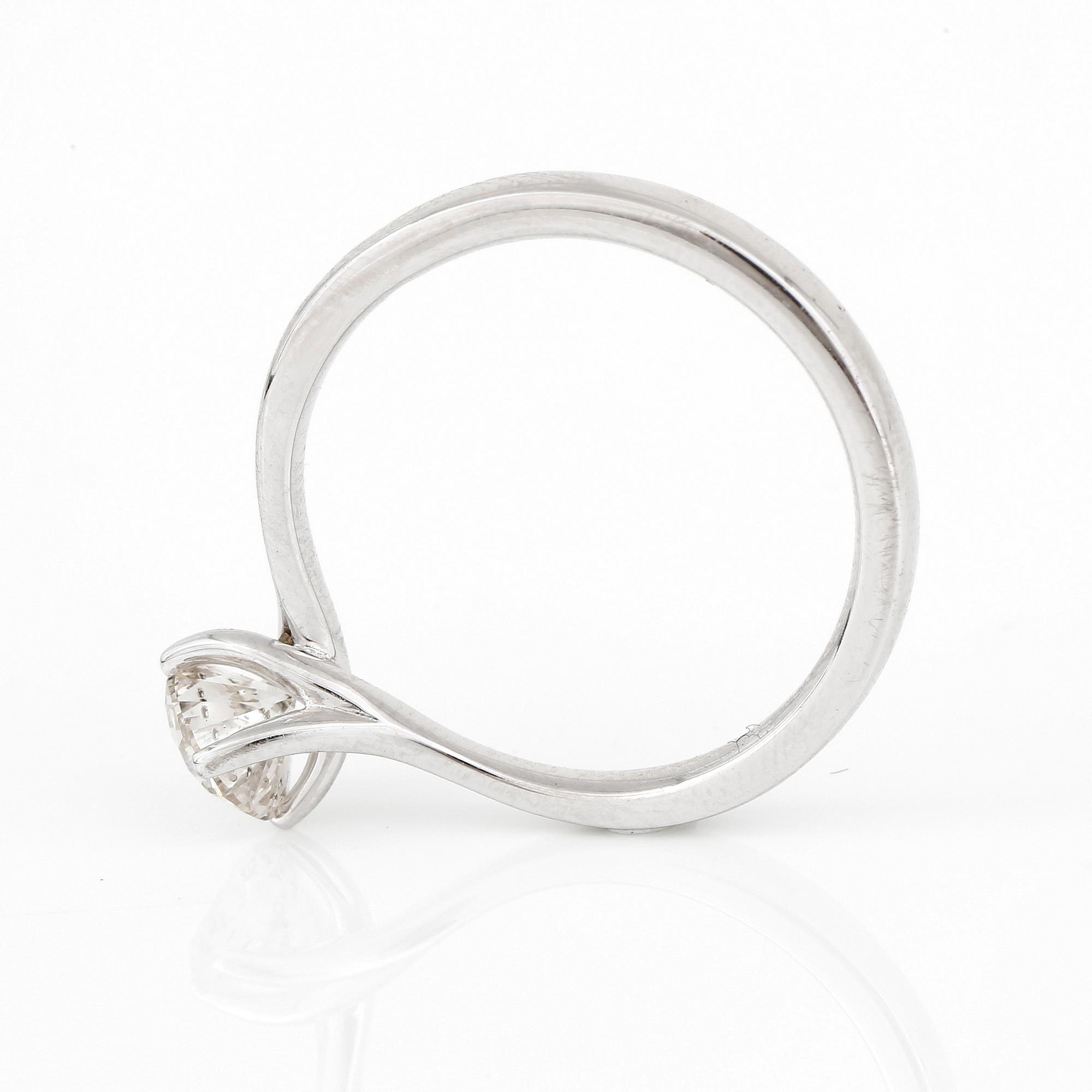 RING, med briljantslipad diamant, ca 0,60 ct.