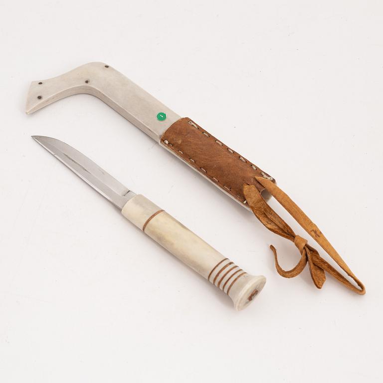 A reindeer horn knife by Anders Fankki, before 1960, signed.