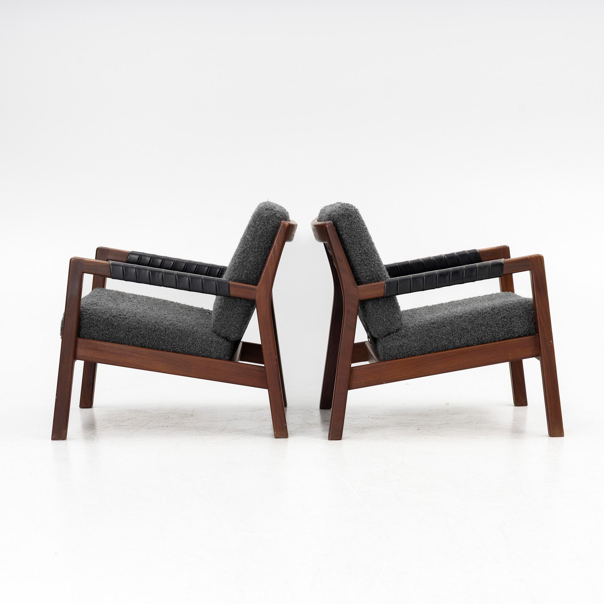 Carl Gustaf Hiort af Ornäs, A pair of easy chairs, 'Rialto',  Puunveisto Oy, Finland, mid 20th century.