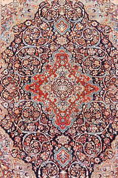 Matta, semiantik/old Keshan, ca. 355 x 260 cm.